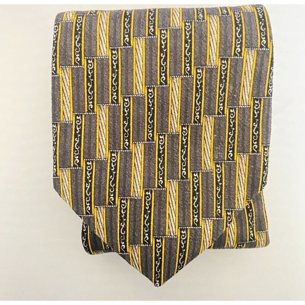 #5864 Tom James Black Gray and Gold Mens Necktie, Tie 57x3.75